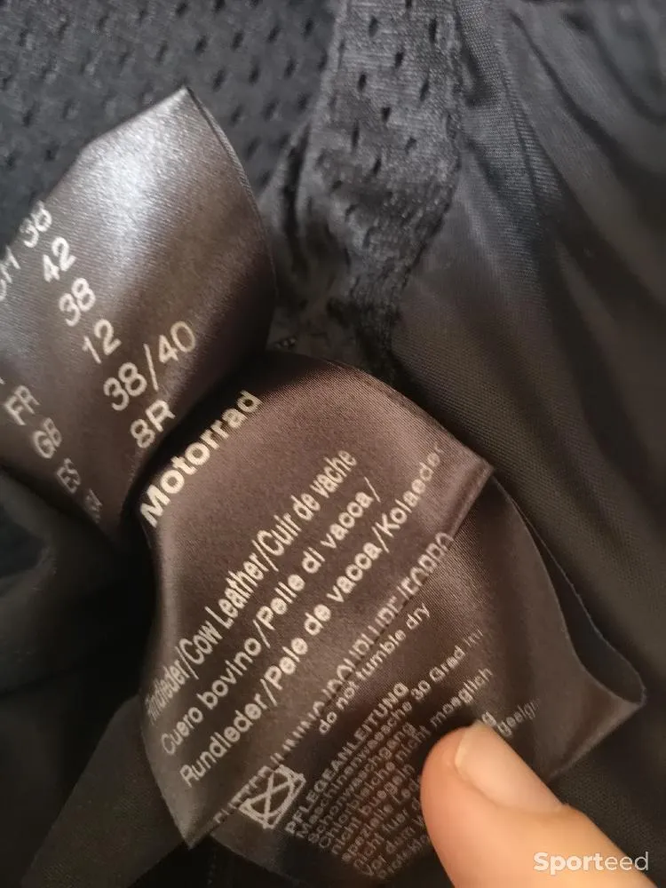 Blouson cuir femme moto BMW modèle Atlantis4 d'occasion Ajouté le : 04/02/2023