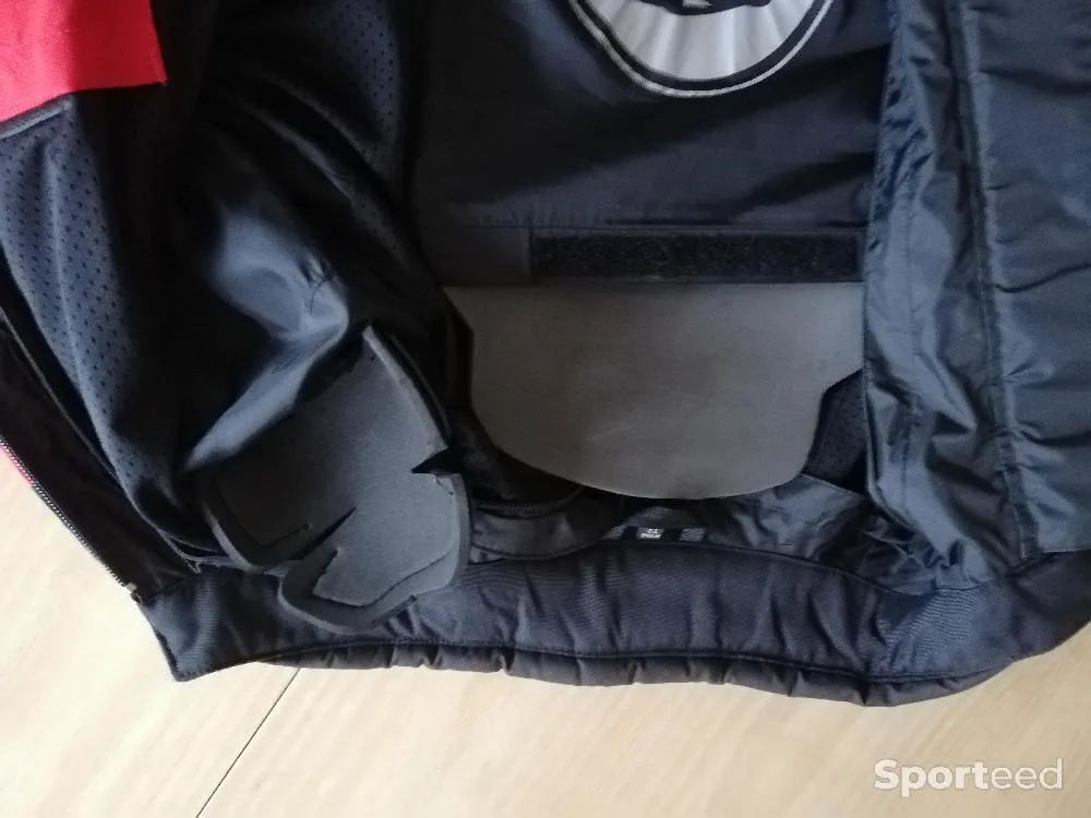 Blouson de moto pour femme BerinG d'occasion Ajouté le : 11/06/2024