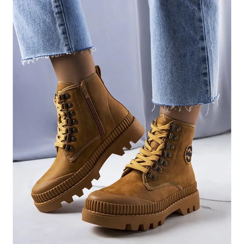 Bottes isolées camel LCJ-22-44-1339L Lee Cooper beige multicolore jaune