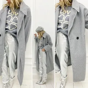 Manteau gris long simple boutonnage