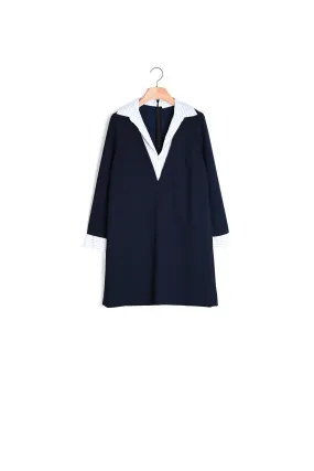 Robe trapèze avec un col chemise