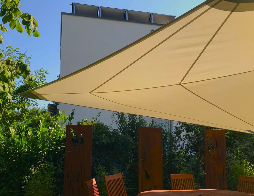 Voile d'ombrage premium triangulaire 7x7x7m - imperméable 270g - couleur beige