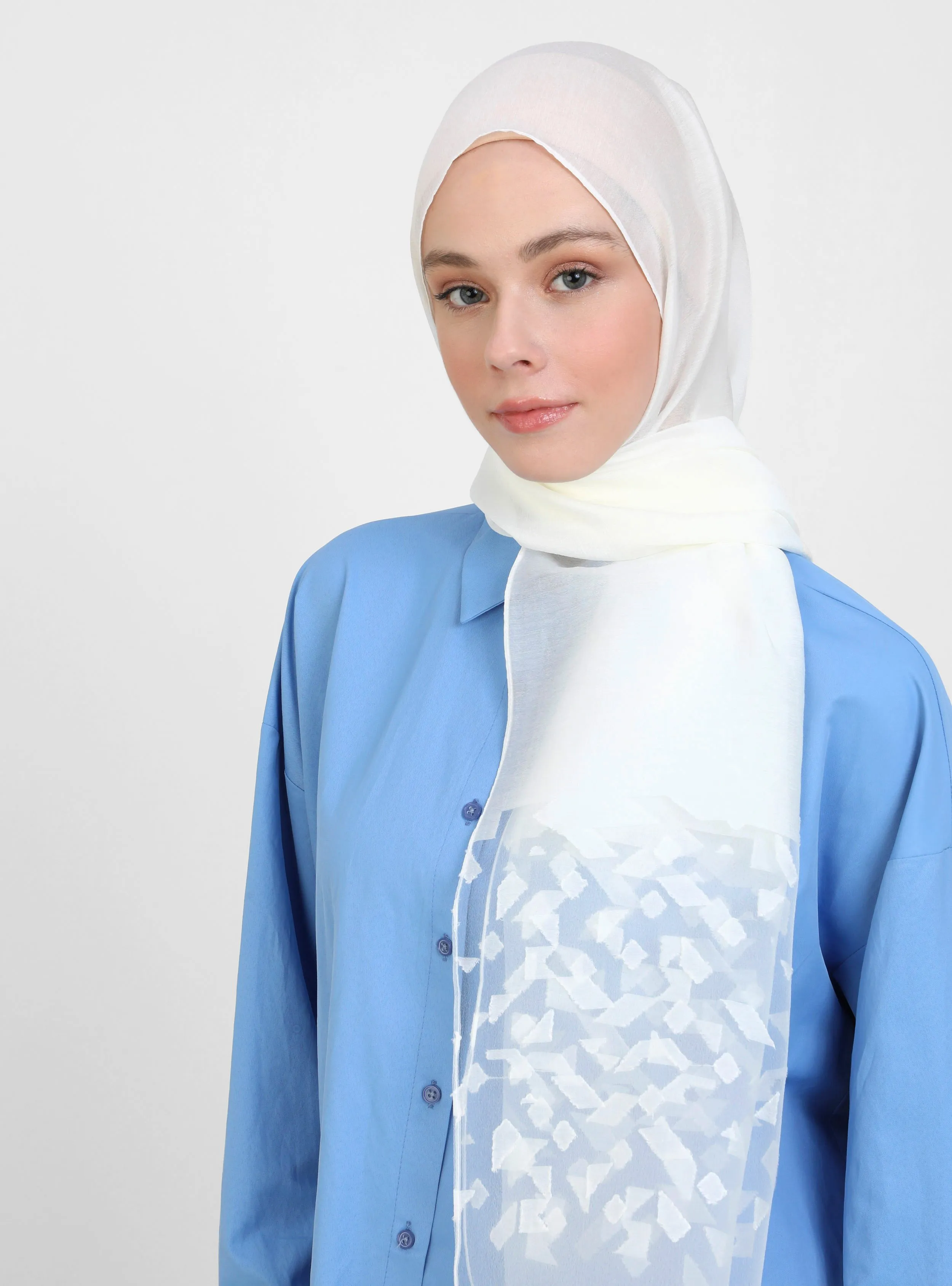 White - Shawl